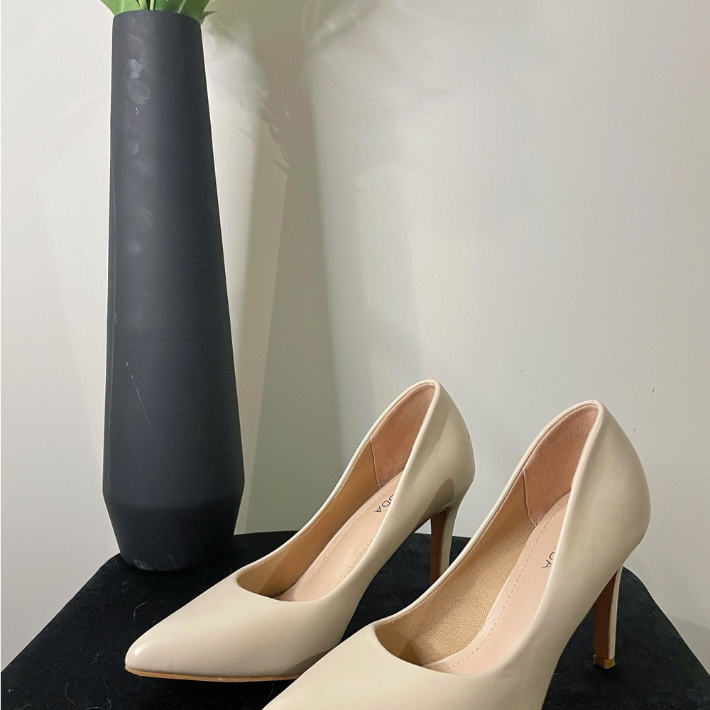 TOP Moda Cream Stiletto Heels Classic Pumps